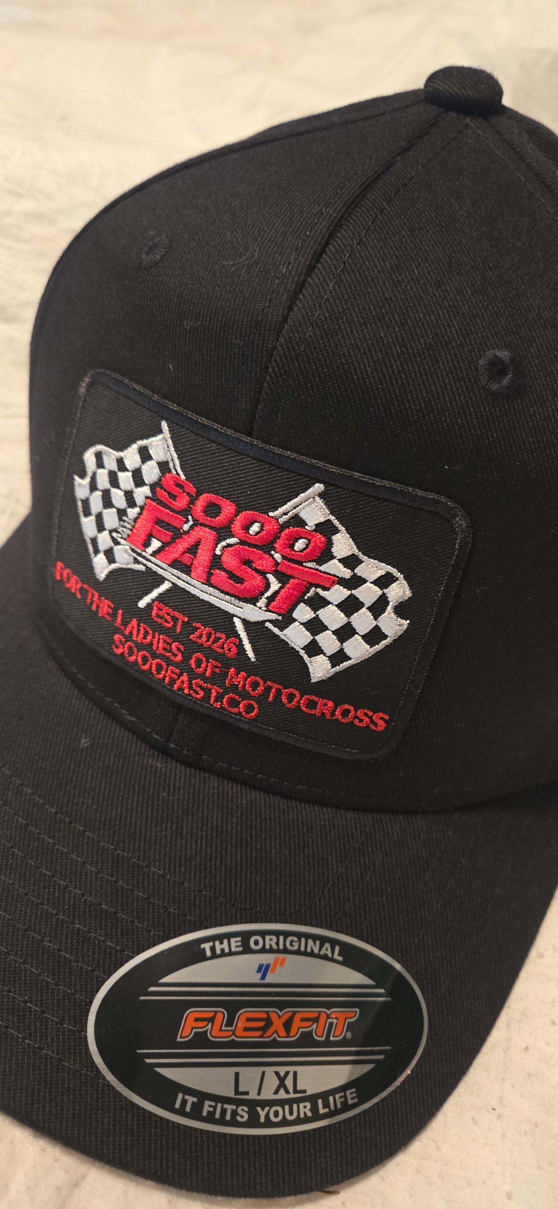 SOOO FAST BOLD FLAG LOGO FLEX FIT HATS